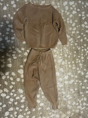 Cozy Ribbed Knit Loungewear Set - Brown